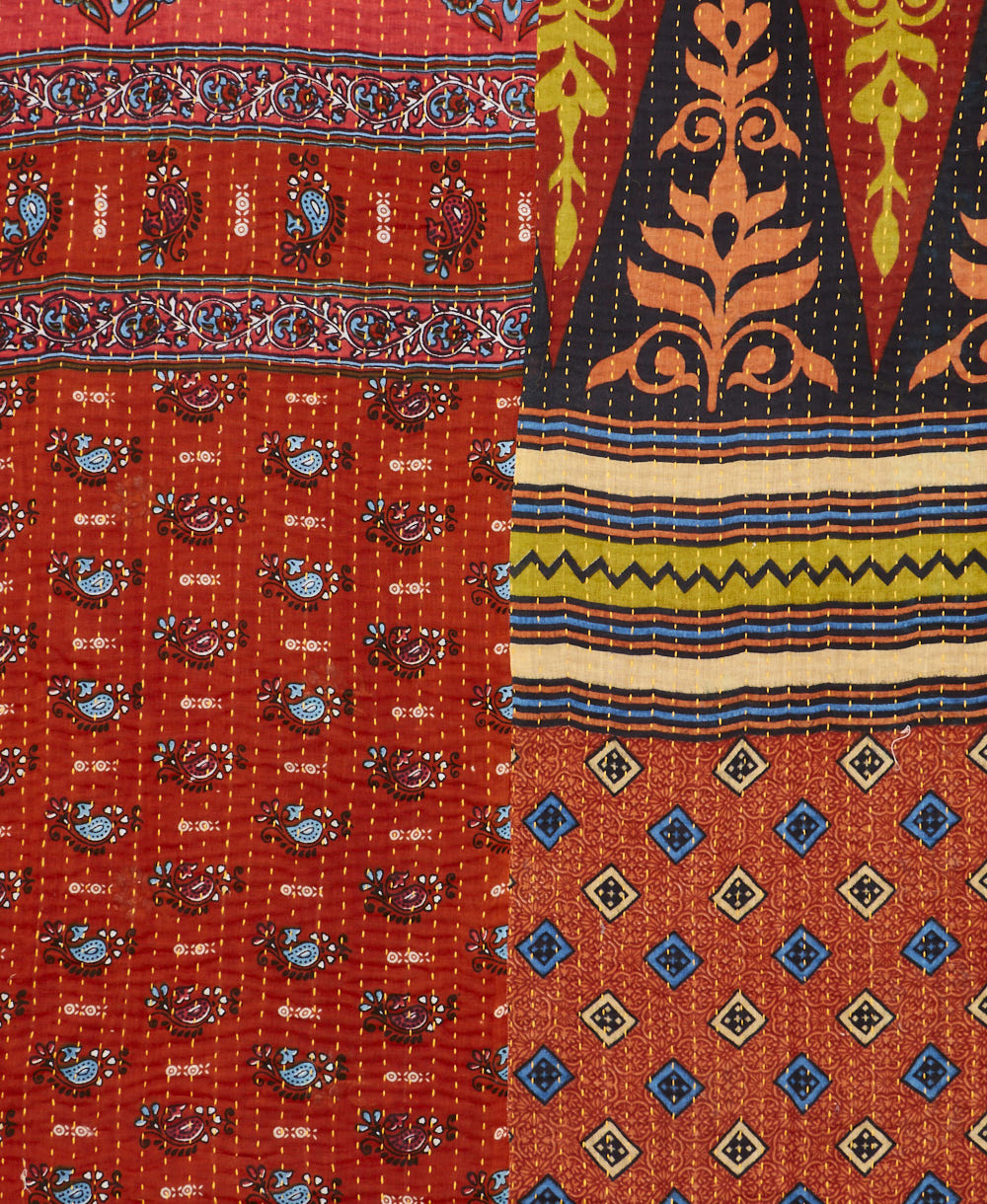 Kantha quilt throw made of recycled vintage saris