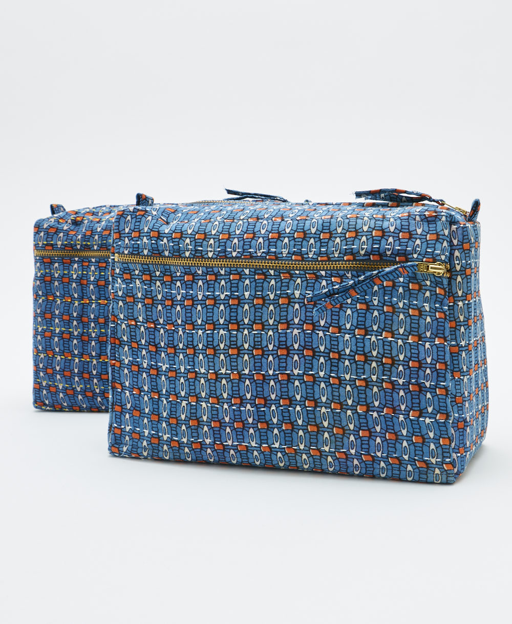 toiletry travel bag