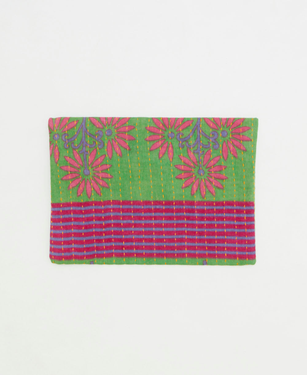 small zipper pouch