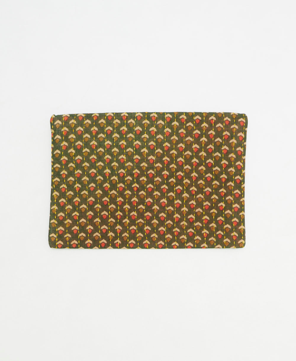 small zipper pouch