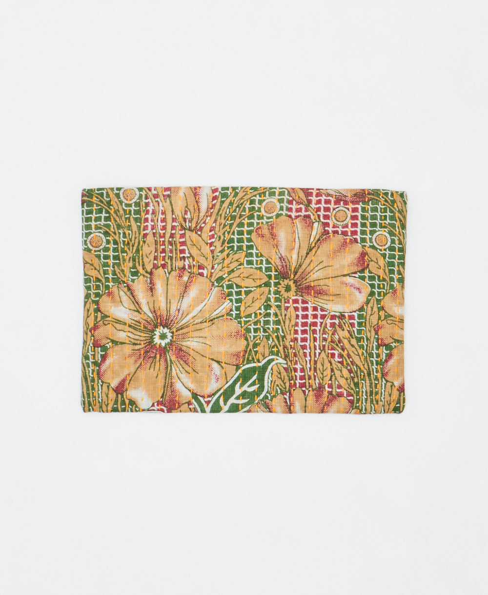 small zipper pouch