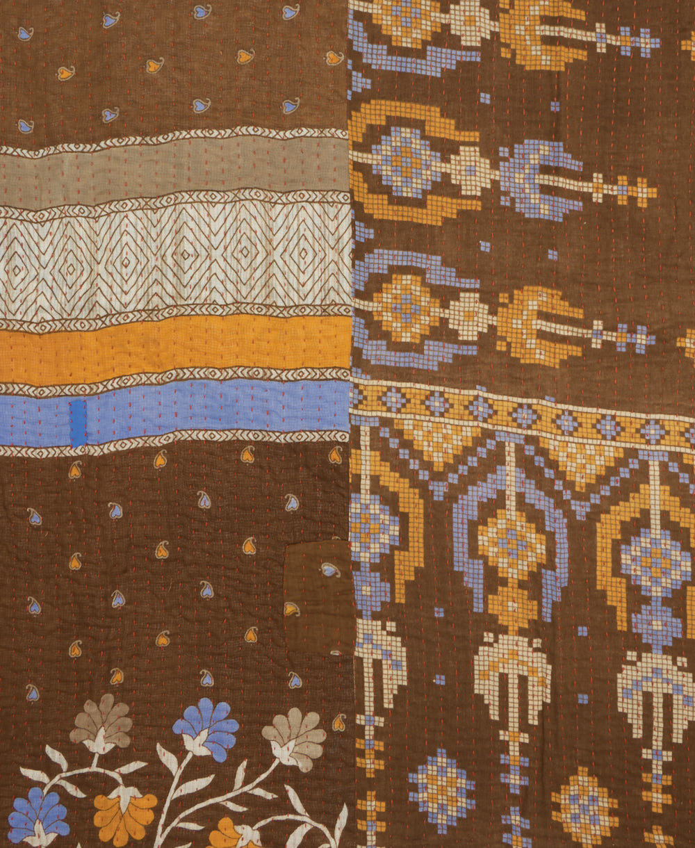 Kantha quilt throw made of recycled vintage saris