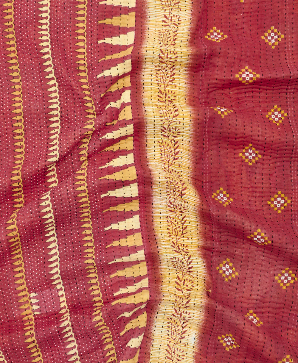 Kantha quilt throw made of recycled vintage saris