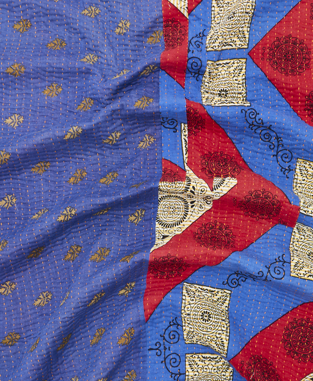 Kantha quilt throw made of recycled vintage saris