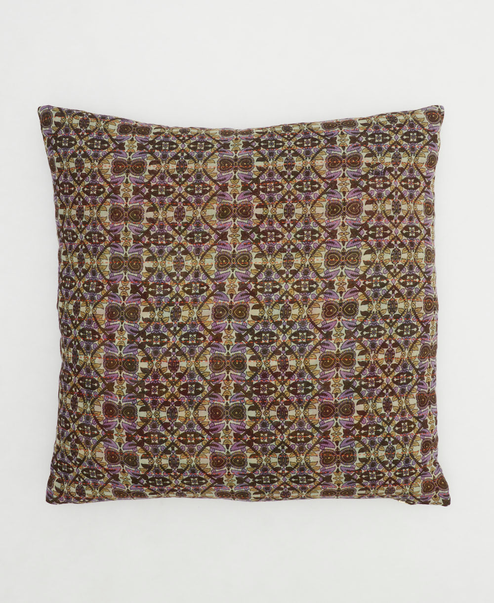 throw pillow