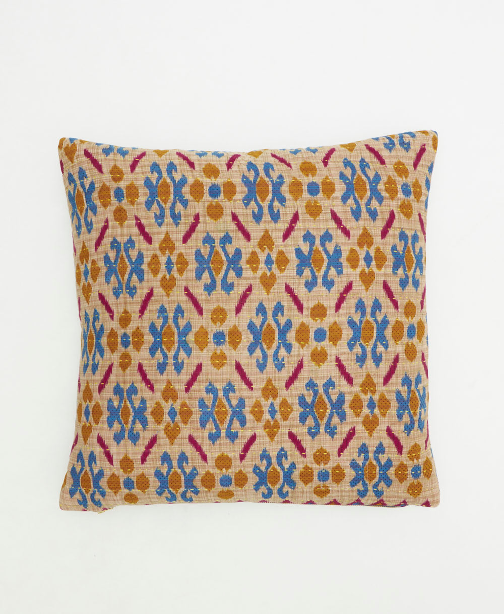 18" throw pillow