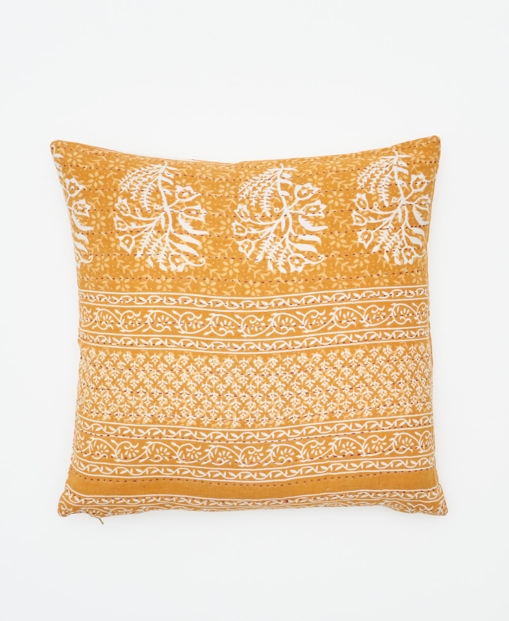 18" throw pillow