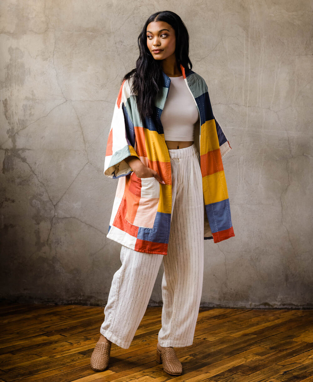 checkered quilted jacket in cocoon silhouette with two front pockets