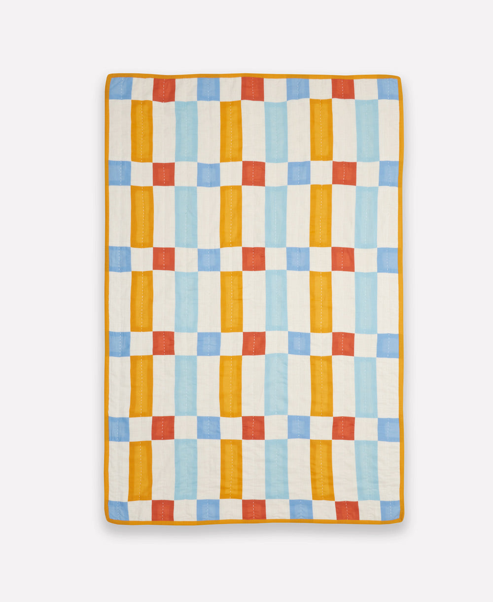 tile baby quilt in colorful checkered pattern made from 100% organic cotton and AZO-free dyes
