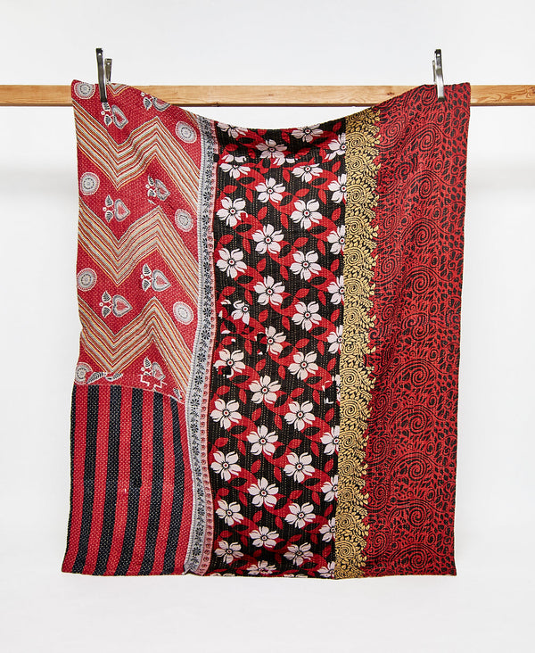 Twin kantha quilt in red floral pattern handmade in India
