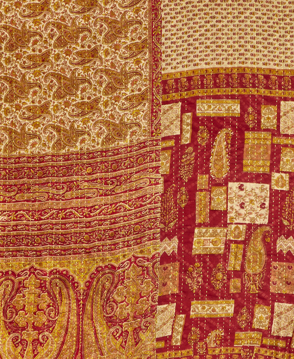 Twin kantha quilt with reversible beige floral pattern