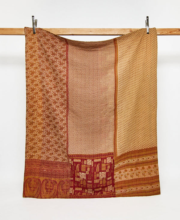 Twin kantha quilt in beige floral pattern handmade in India
