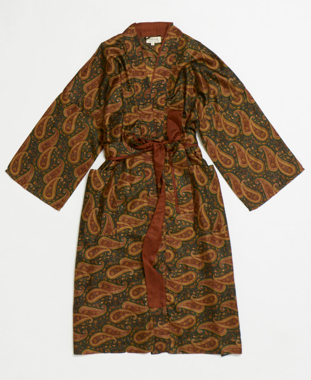 silk robe ethically made using upcycled
vintage silk saris