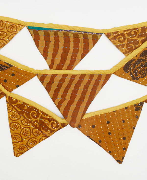 Vintage Kantha Triangle Garland - No. 230803