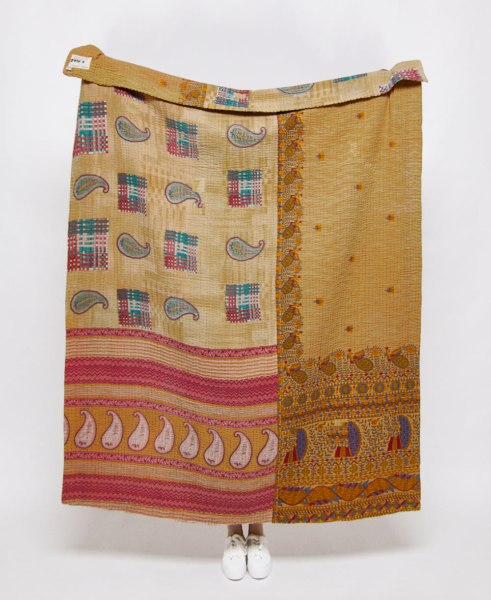 Beautiful Vintage offers Kantha Quilt