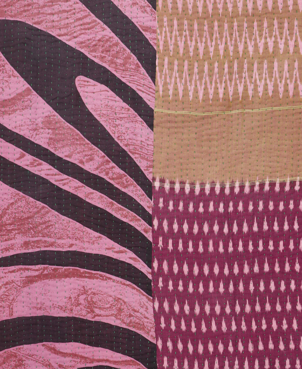 Kantha quilt throw made of recycled vintage saris
