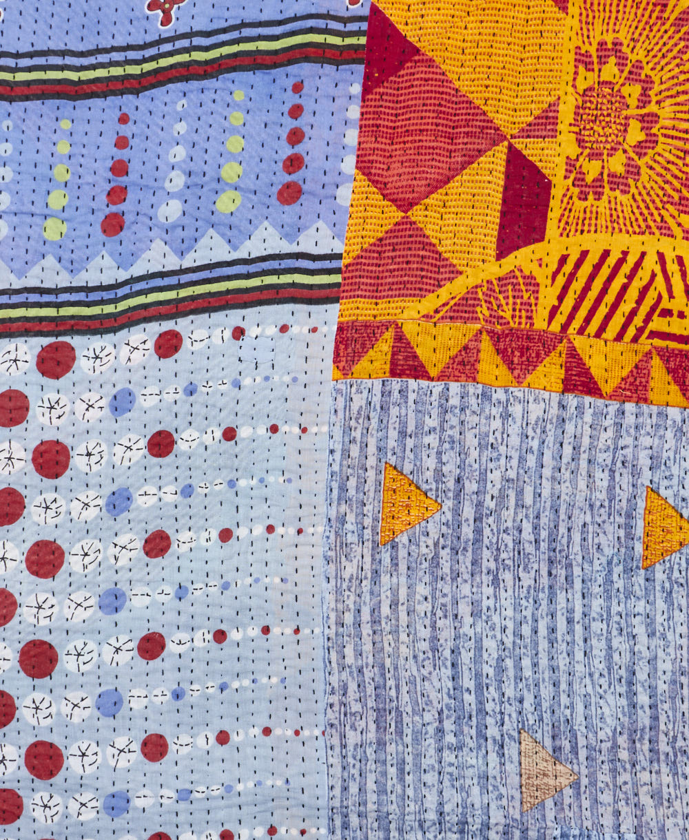 Kantha quilt throw made of recycled vintage saris