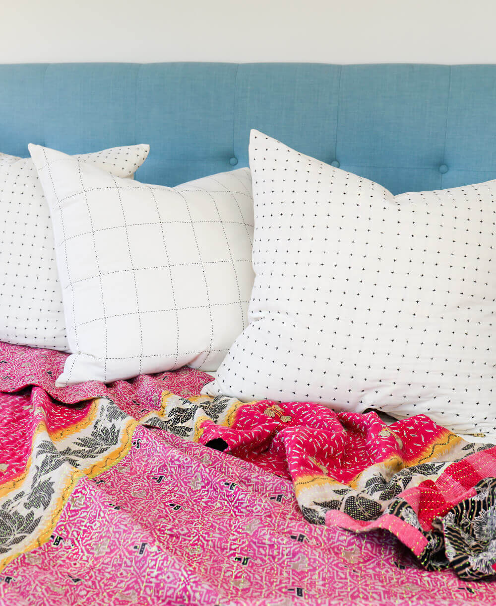 Pink hand block print kantha quilt pink shops and white quilted throws bedspread queen pink kantha quilt queen Pink white Bedspread Queen Pink