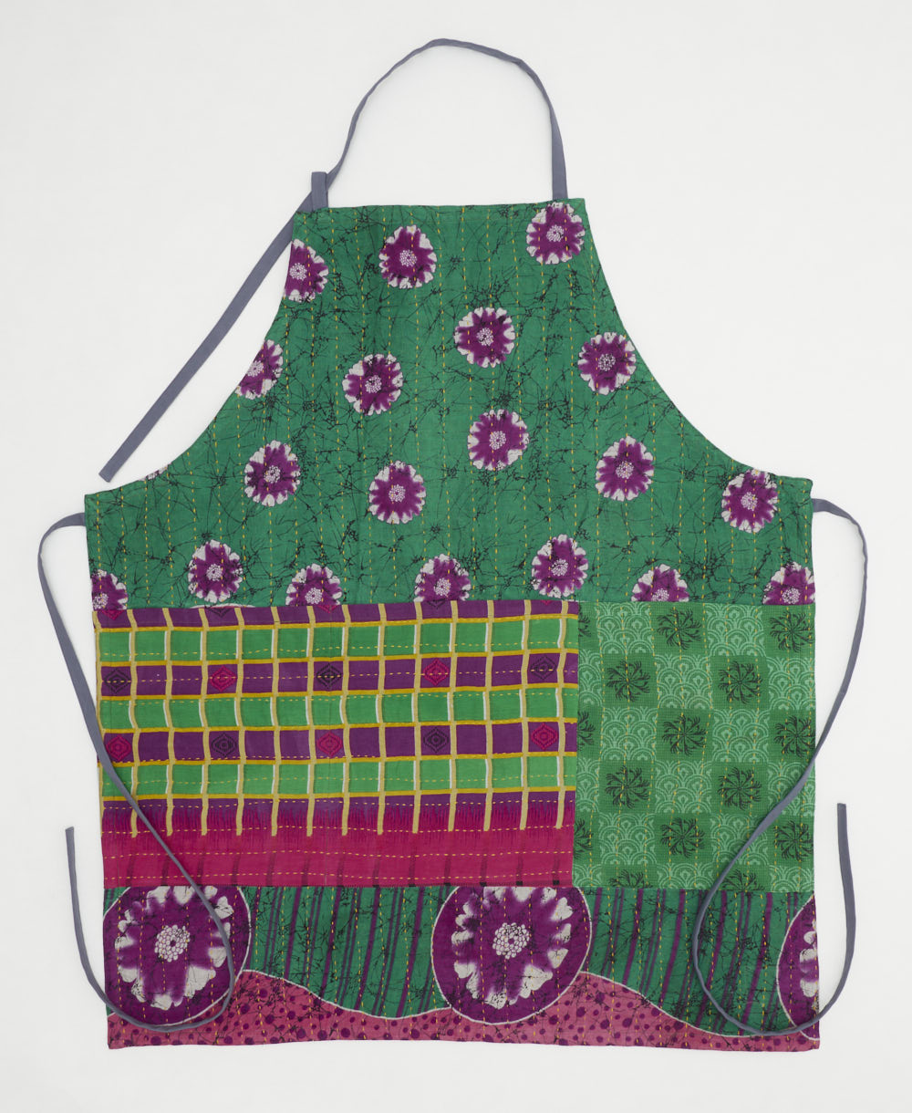 cotton bib apron with pockets & adjustable neck & waist ties handmade in India