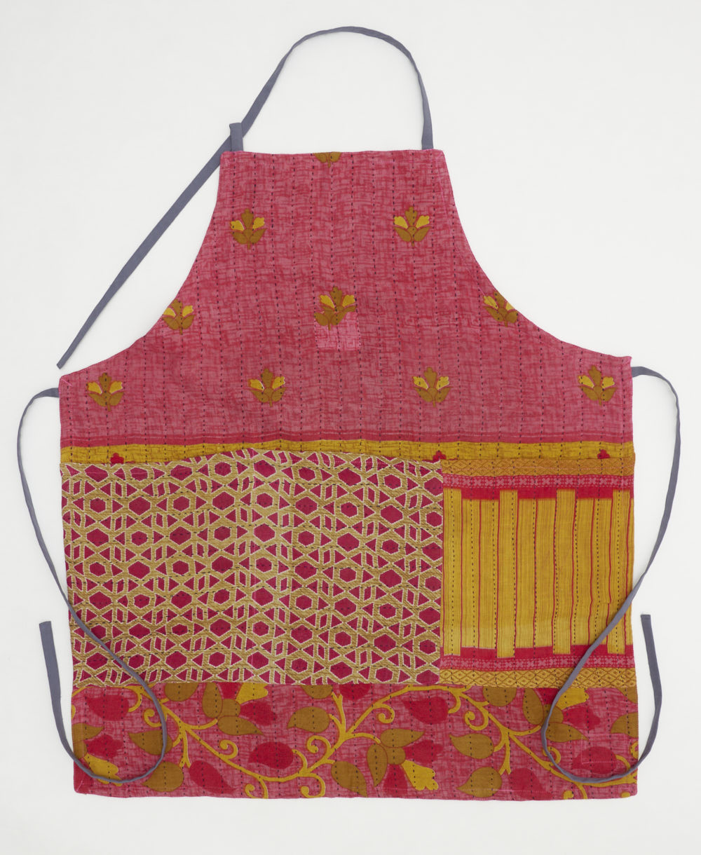 cotton bib apron with pockets & adjustable neck & waist ties handmade in India