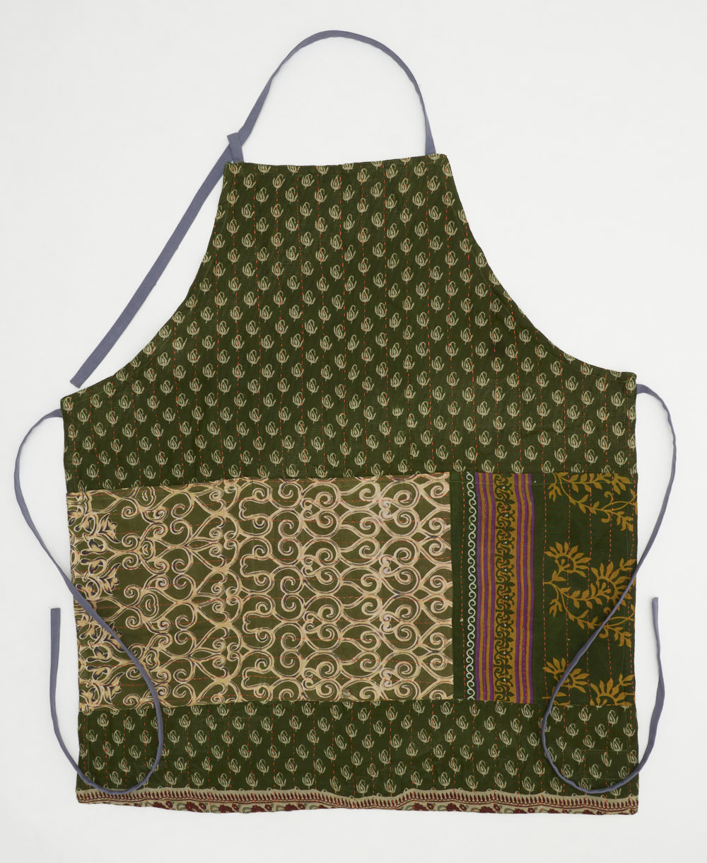 cotton bib apron with pockets & adjustable neck & waist ties handmade in India