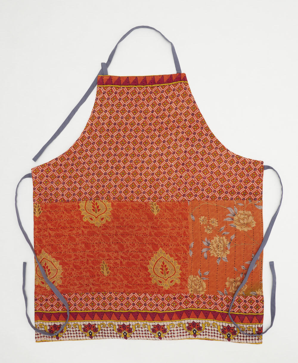 cotton bib apron with pockets & adjustable neck & waist ties handmade in India