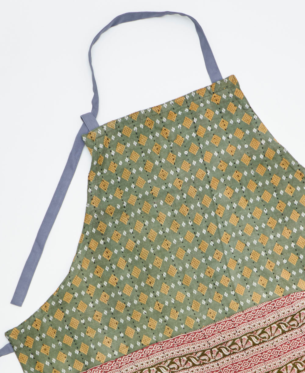 bib apron
