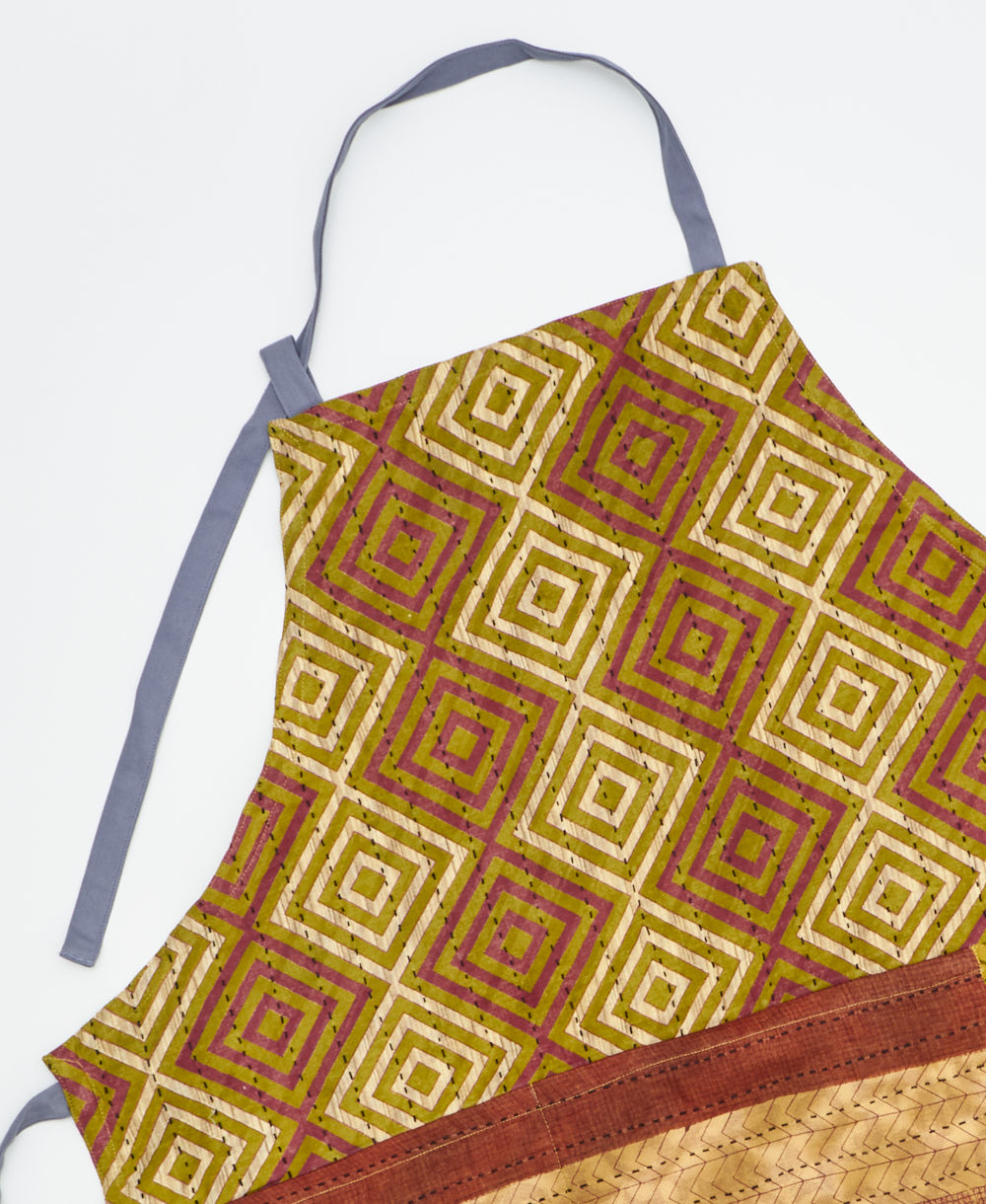 bib apron