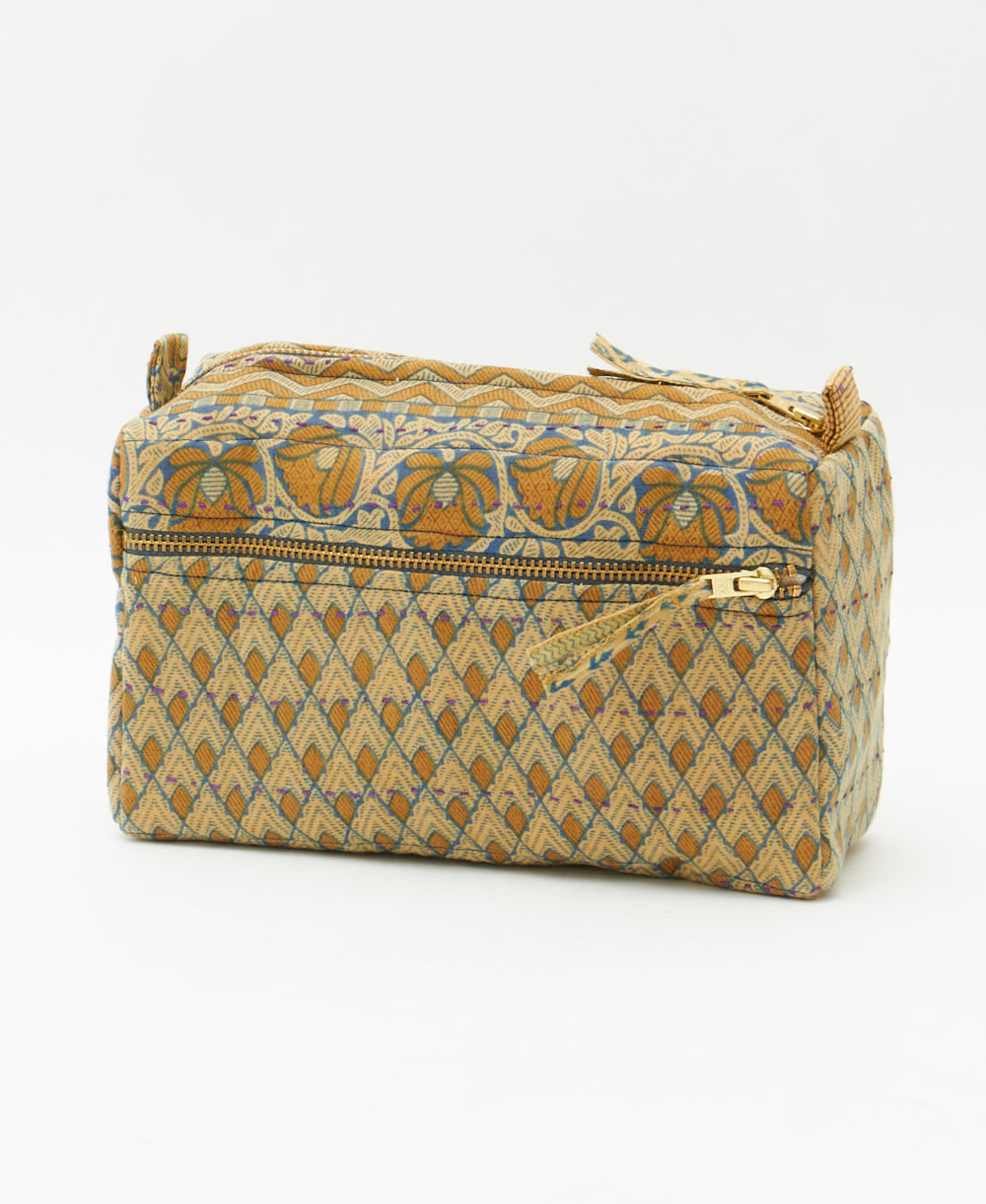 medium toiletry bag