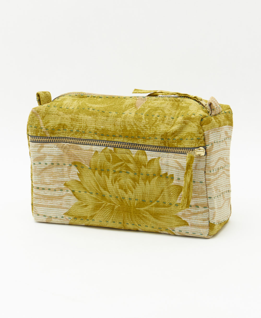 medium toiletry bag