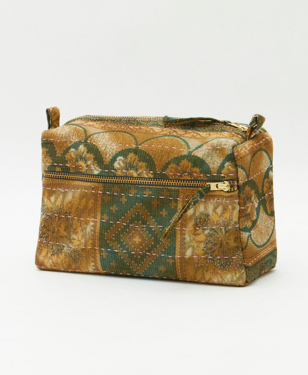 medium toiletry bag