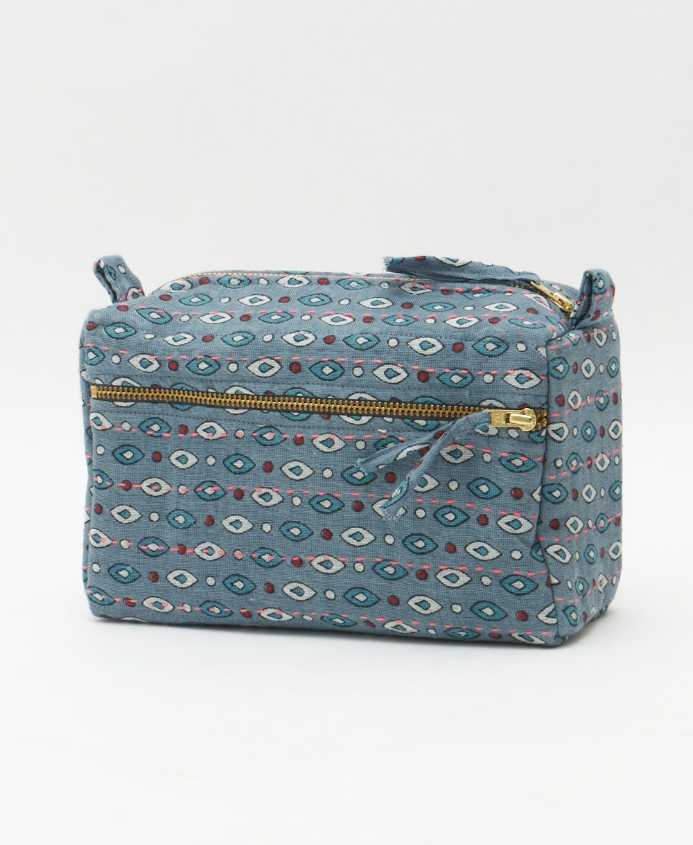 medium toiletry bag