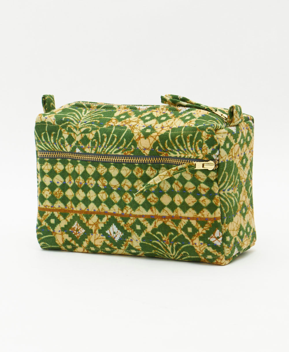 medium toiletry bag