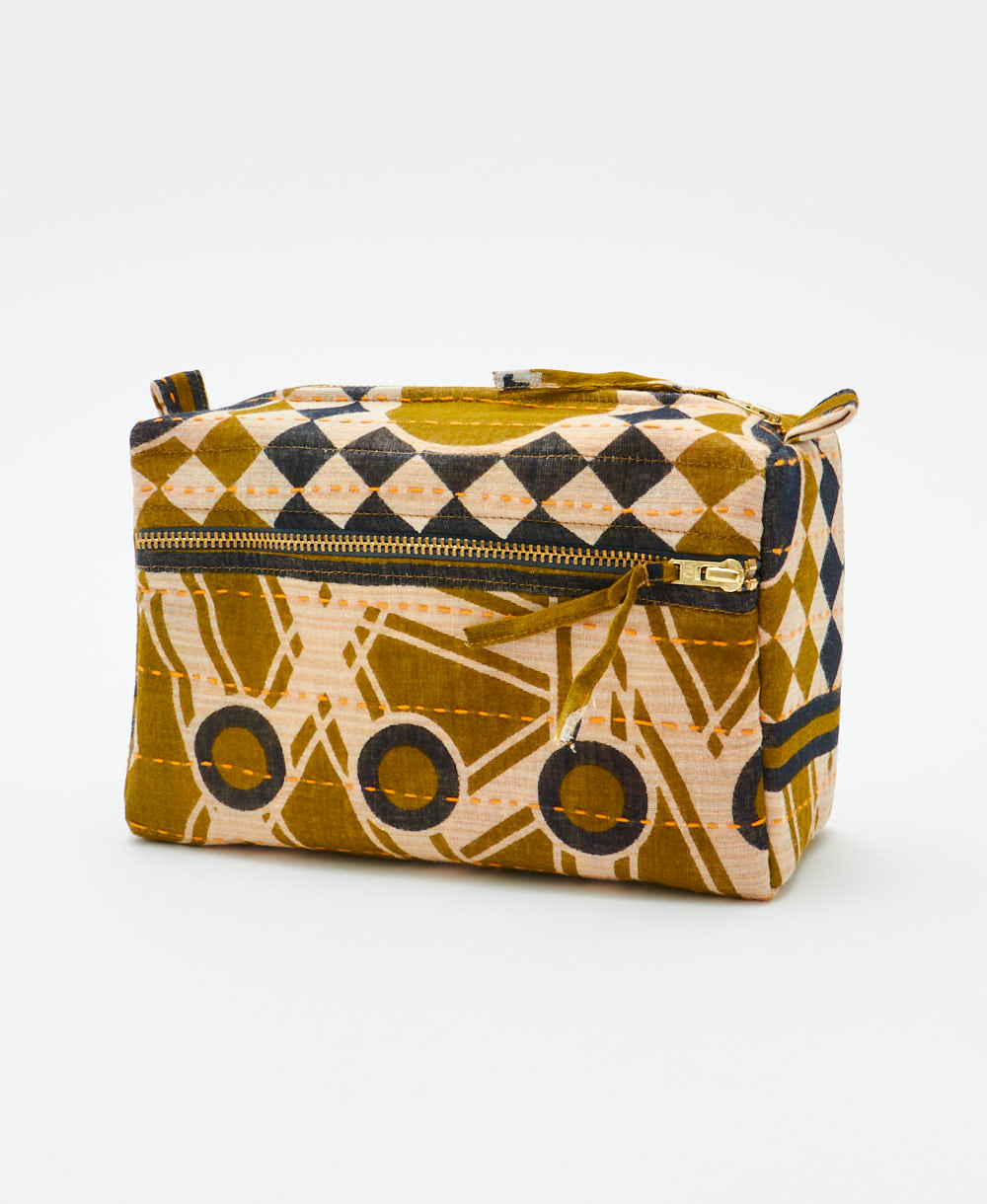 medium toiletry bag
