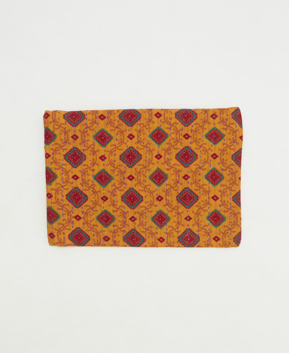small zipper pouch