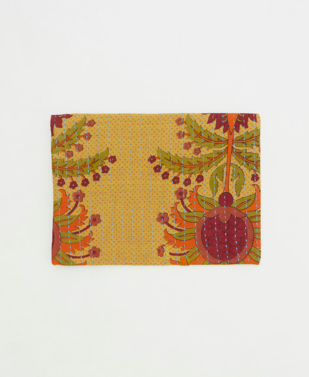 small zipper pouch