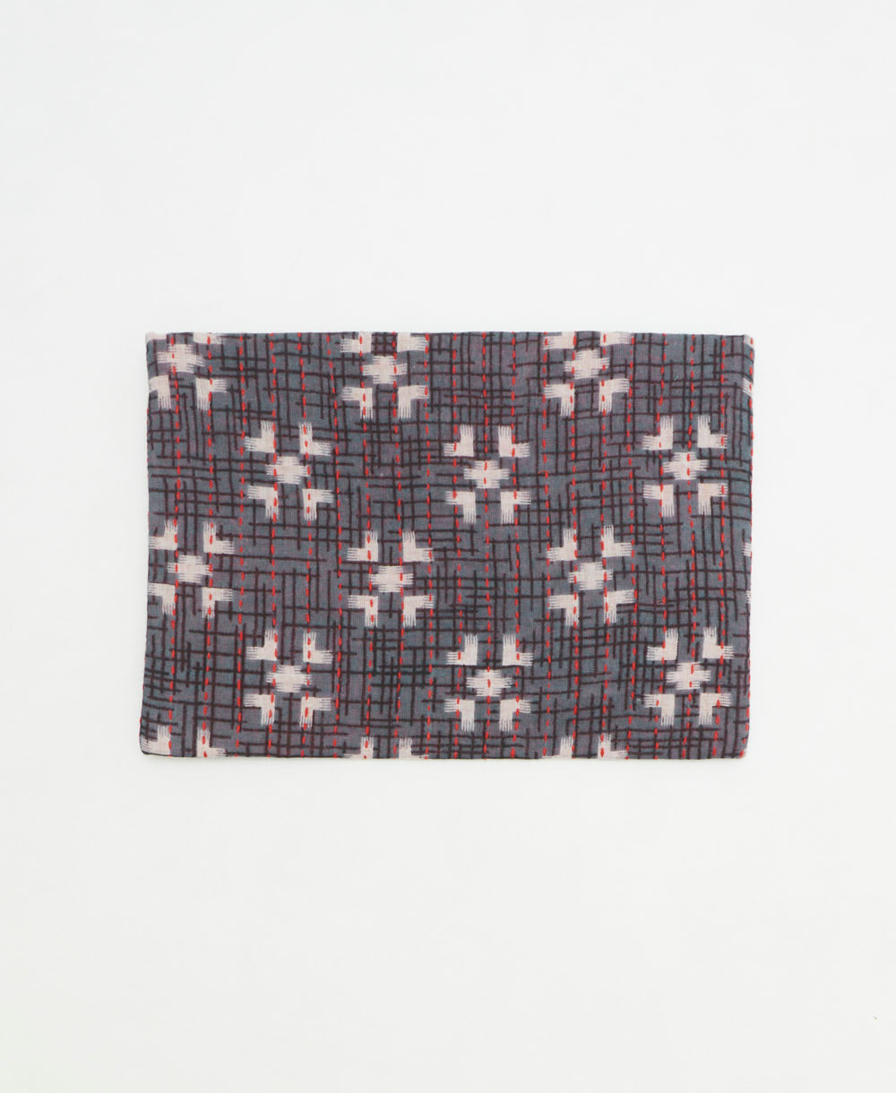 small zipper pouch