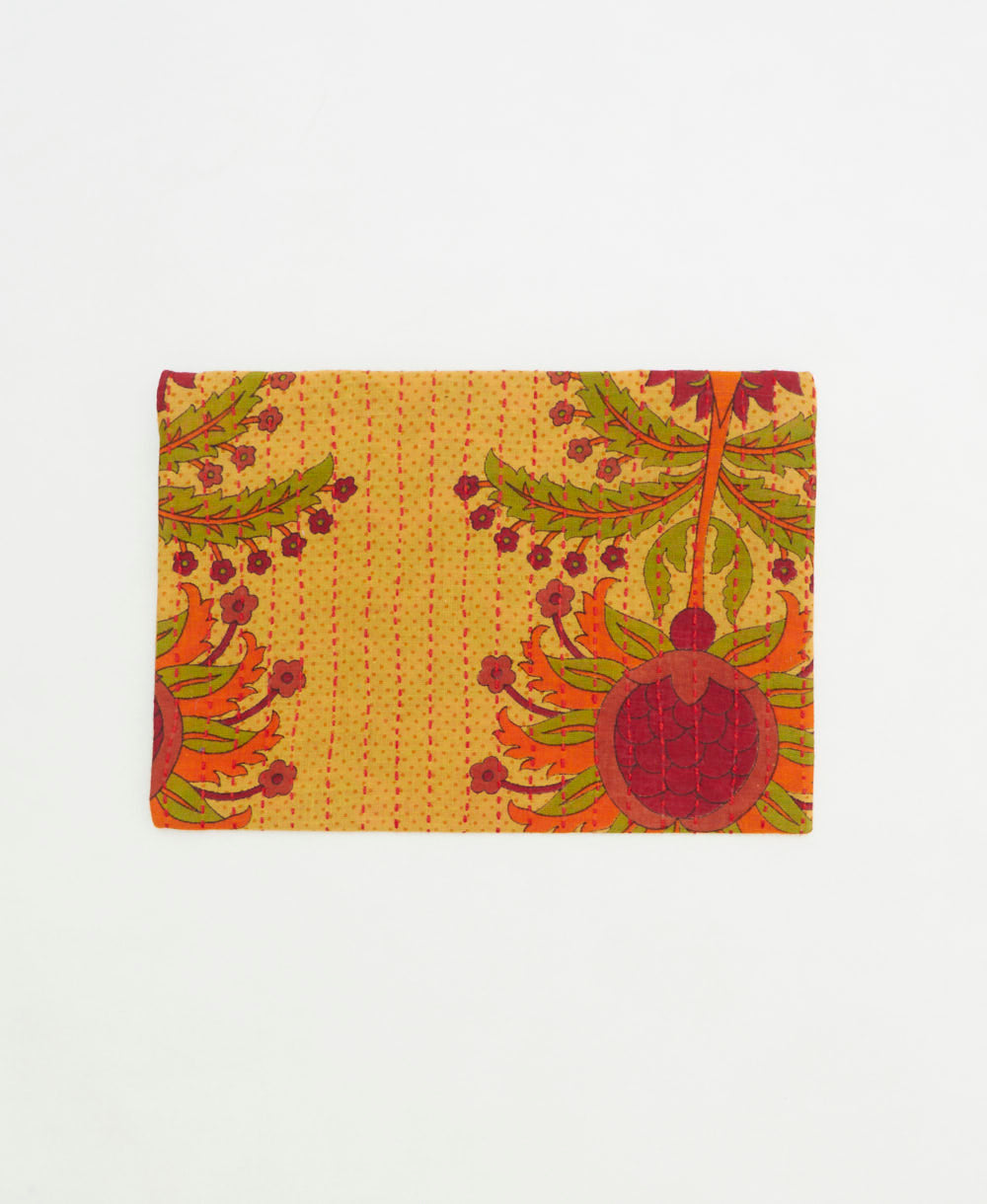 small zipper pouch