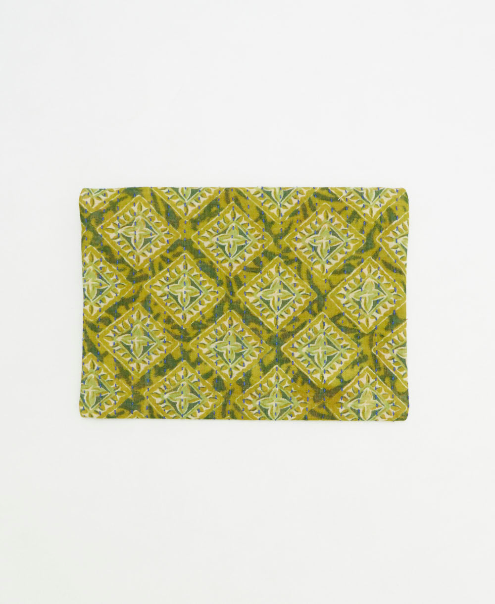 small zipper pouch