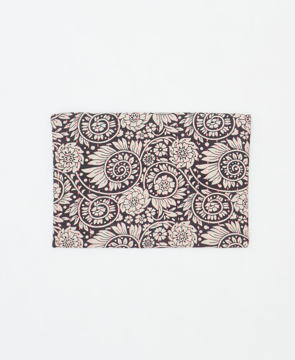small zipper pouch