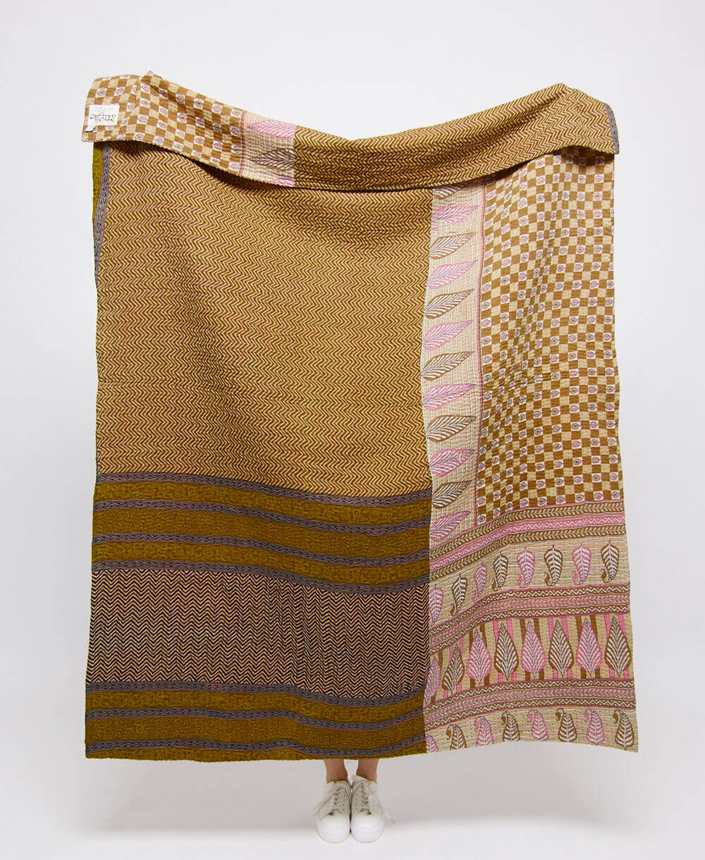 Artisan made brown & pink checkered kantha quilt throw  