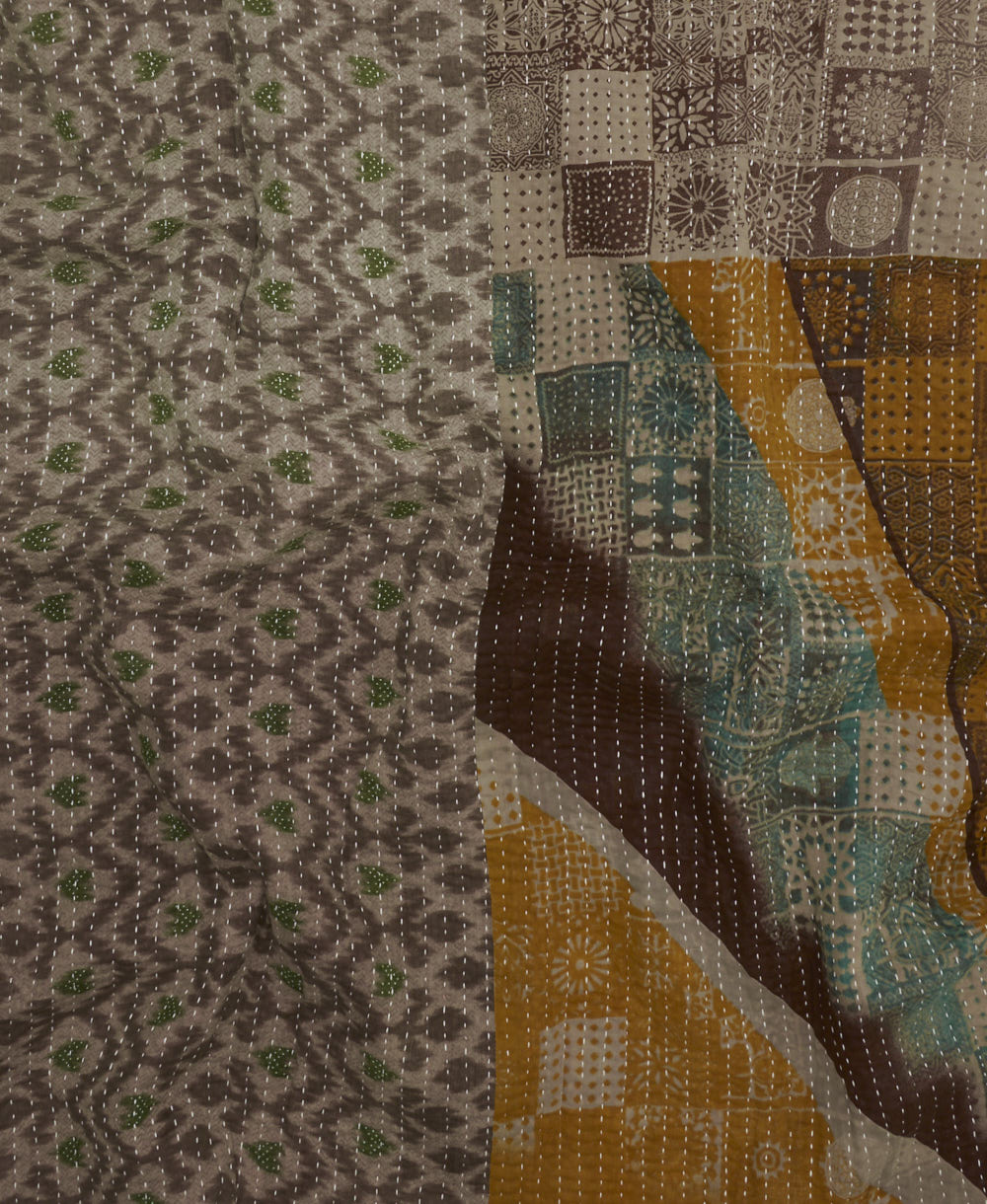 Kantha quilt throw made of recycled vintage saris