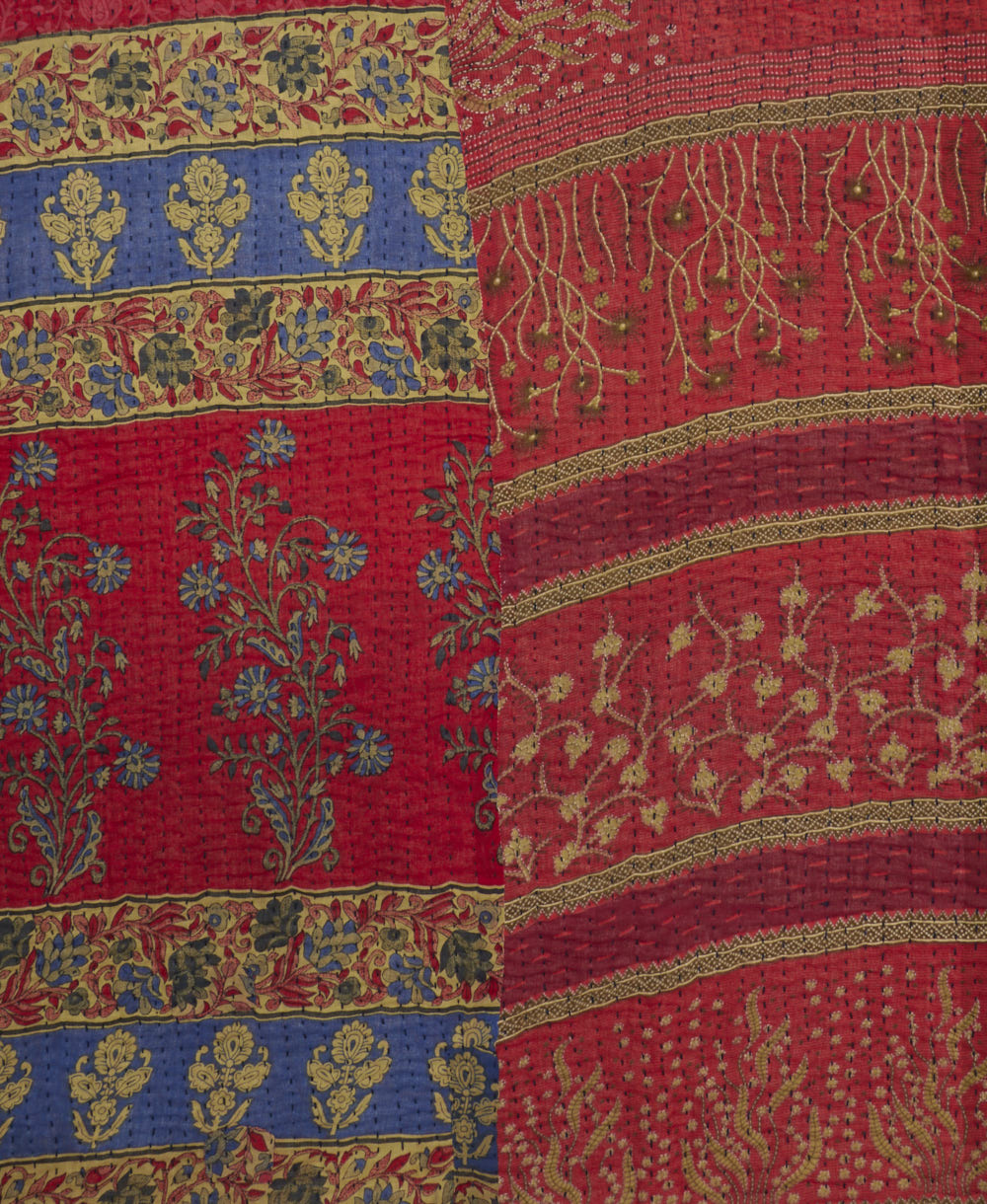 Kantha quilt throw made of recycled vintage saris