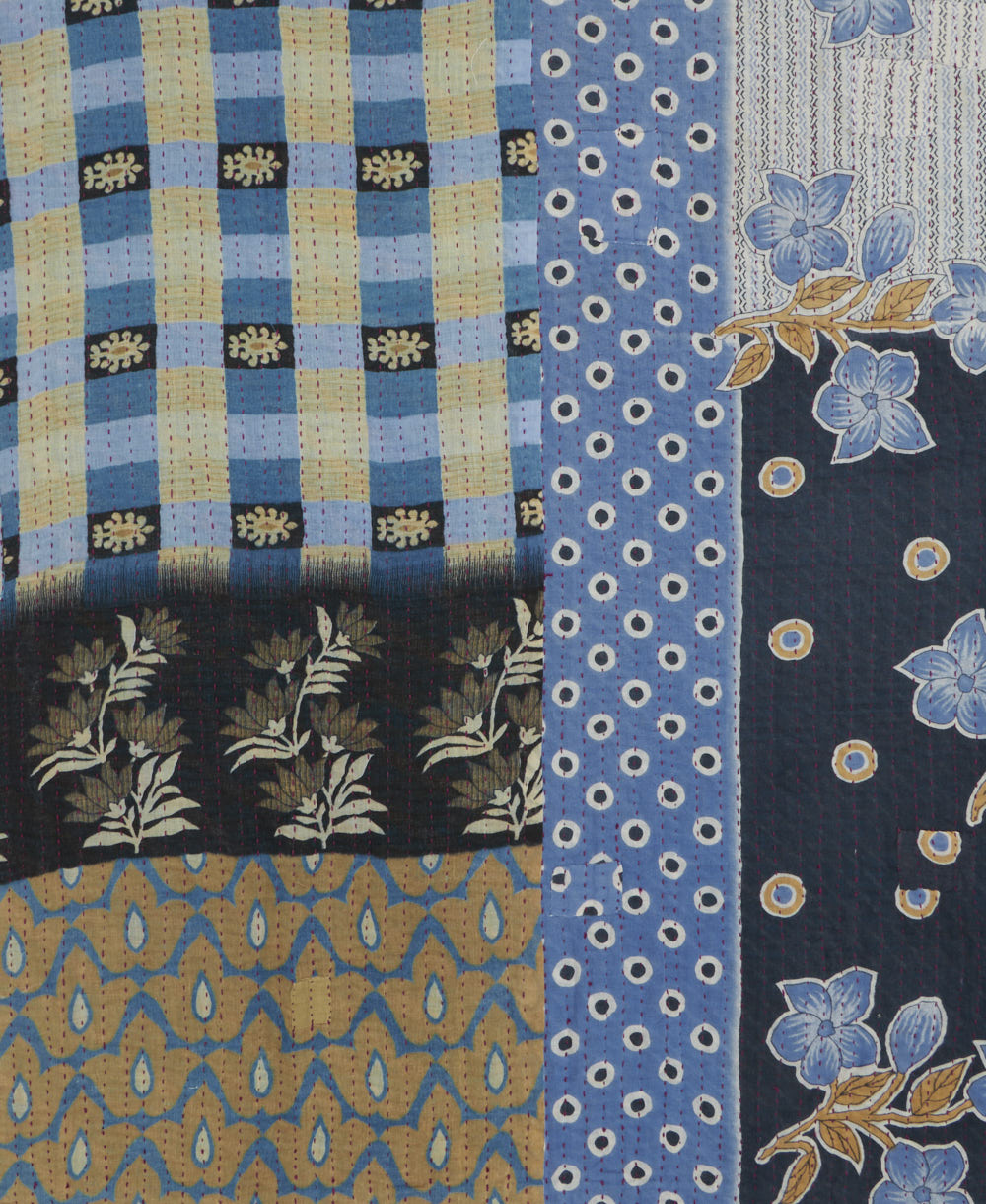 Kantha quilt throw made of recycled vintage saris