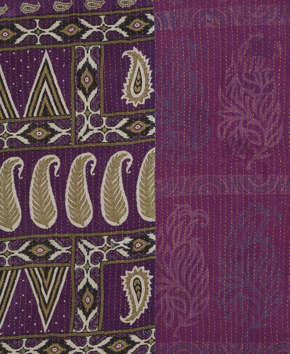 Kantha quilt throw made of recycled vintage saris