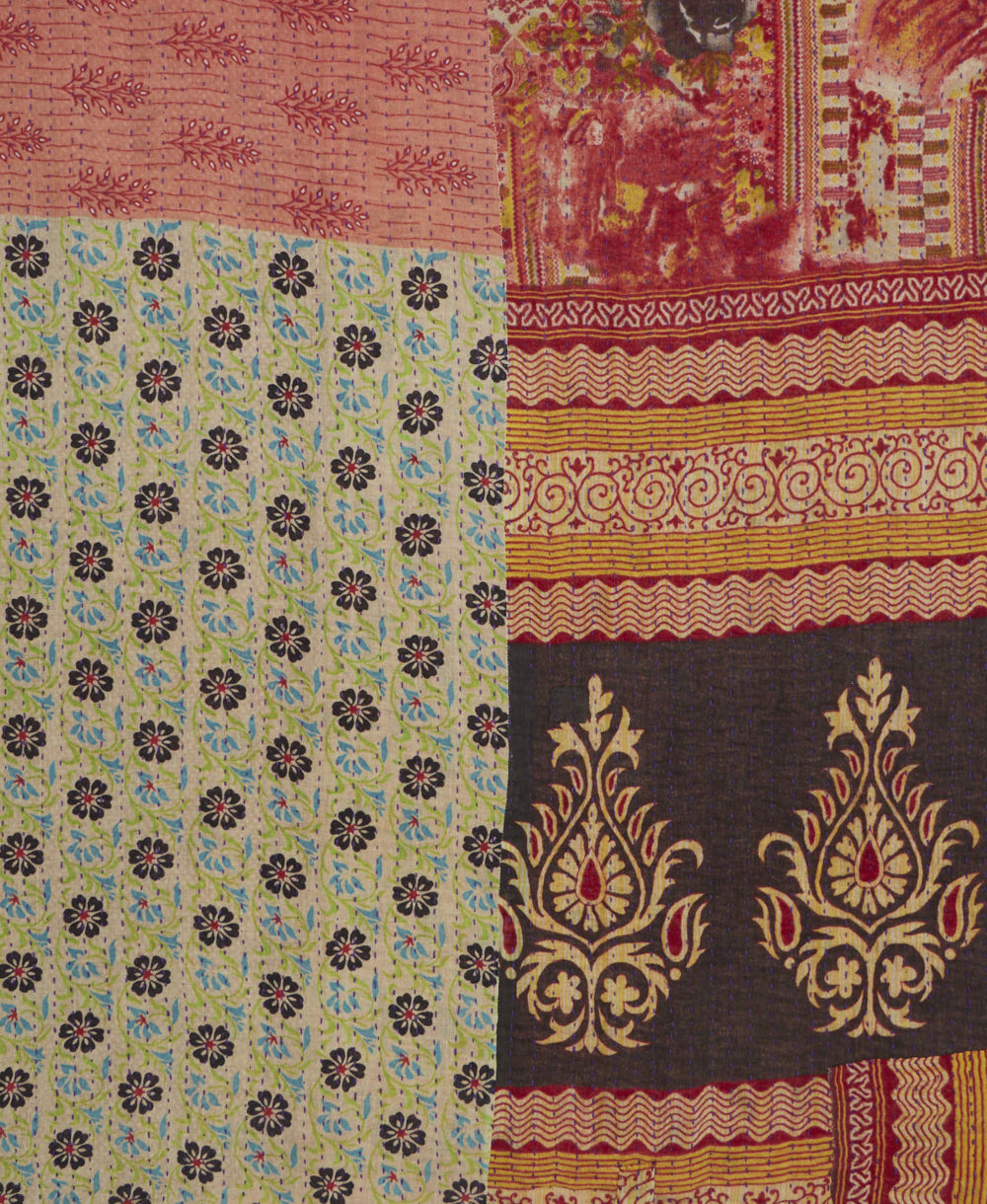 Kantha quilt throw made of recycled vintage saris