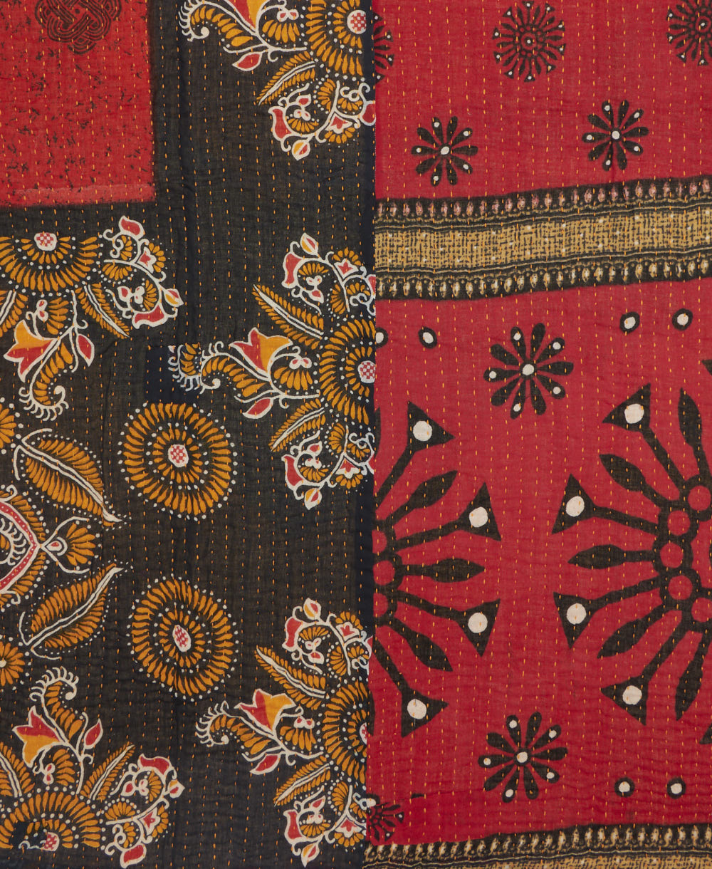 Kantha quilt throw made of recycled vintage saris