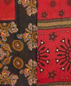 Kantha quilt throw made of recycled vintage saris