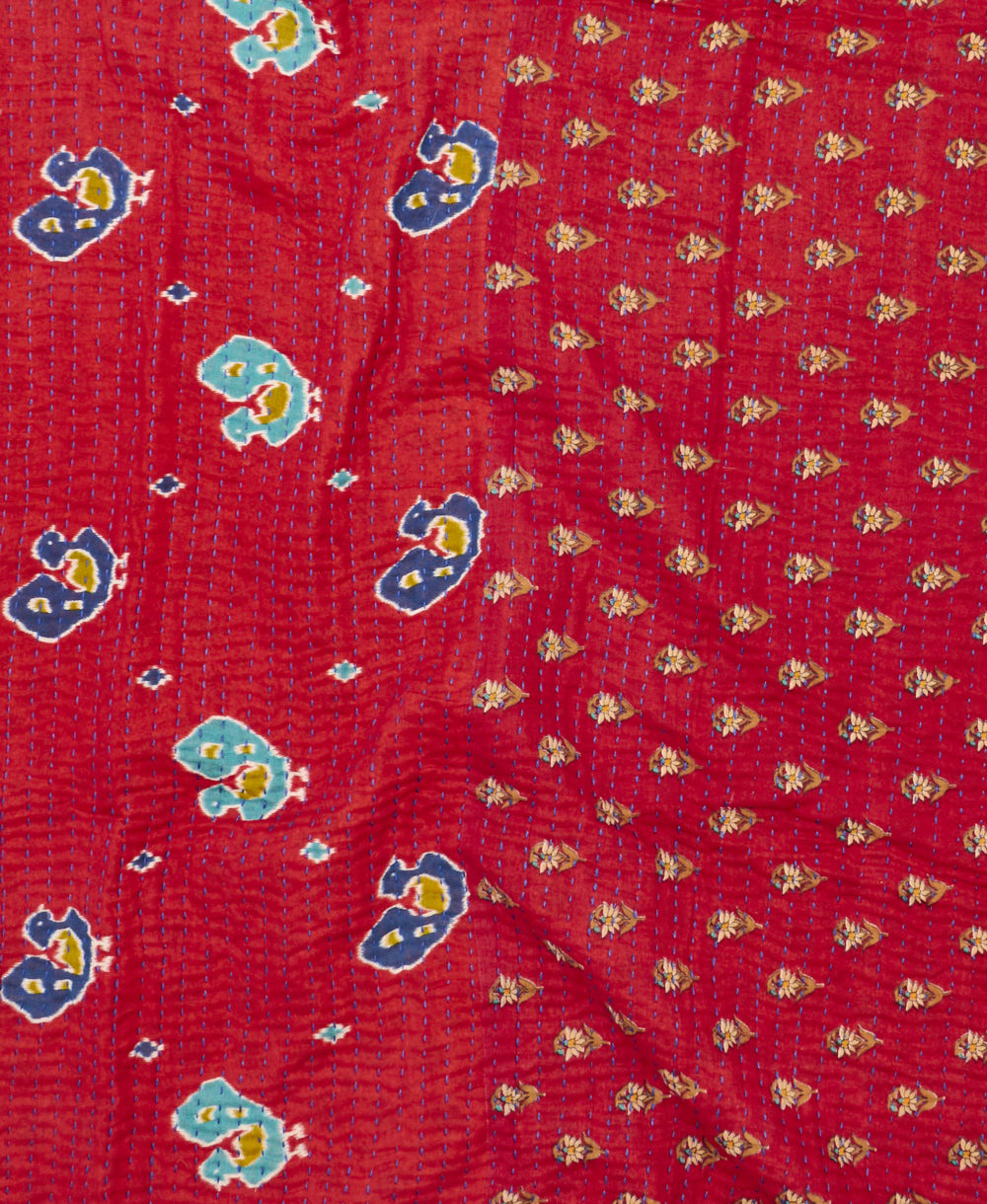 Kantha quilt throw made of recycled vintage saris