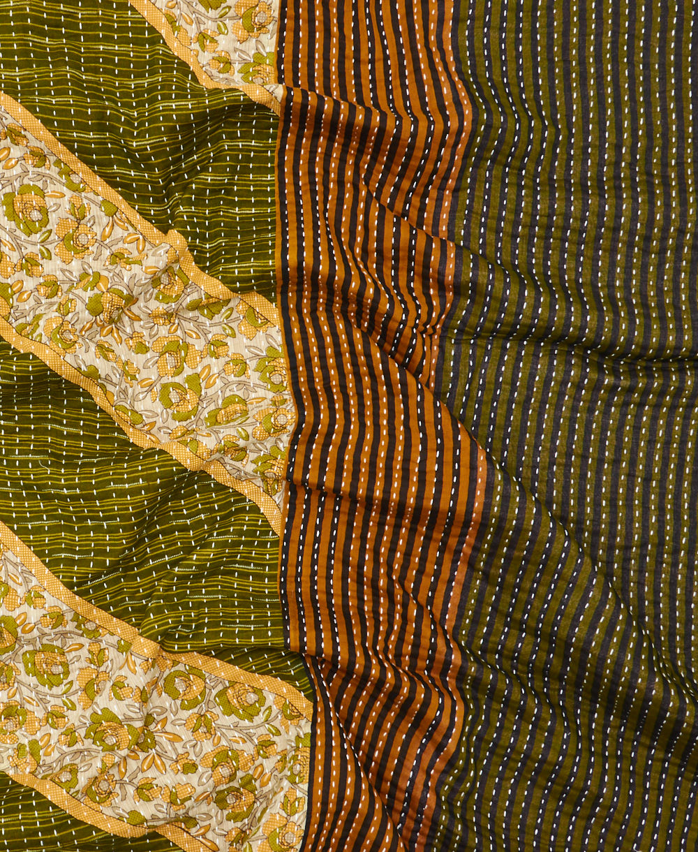 Kantha quilt throw made of recycled vintage saris